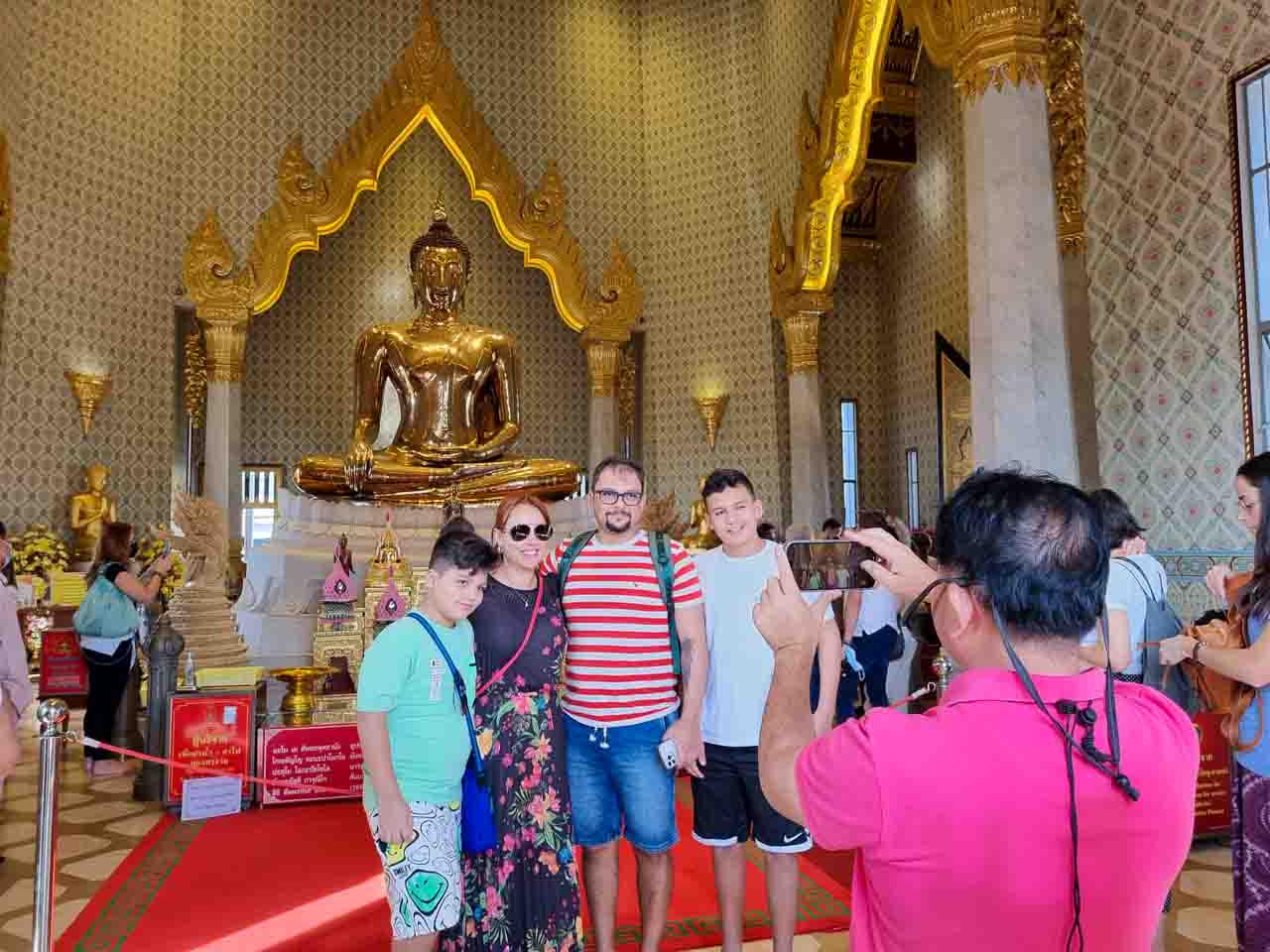 Além de guia, o Mário também é fotógrafo em Bangkok.