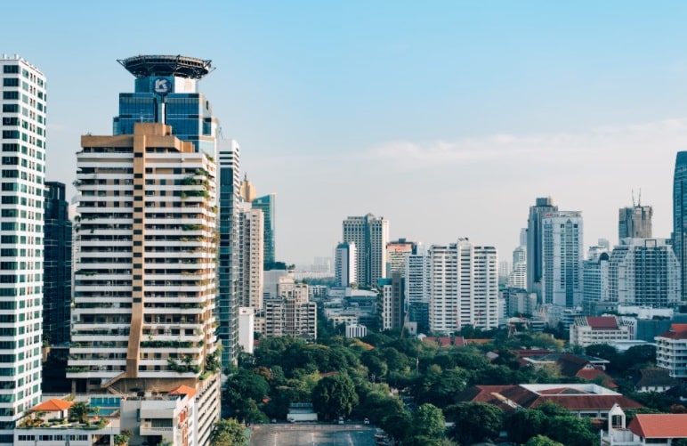 A Tailândia, também exige que o turista comprove onde ficará durante sua estadia sendo um dos documentos necessários para entrar na Tailândia