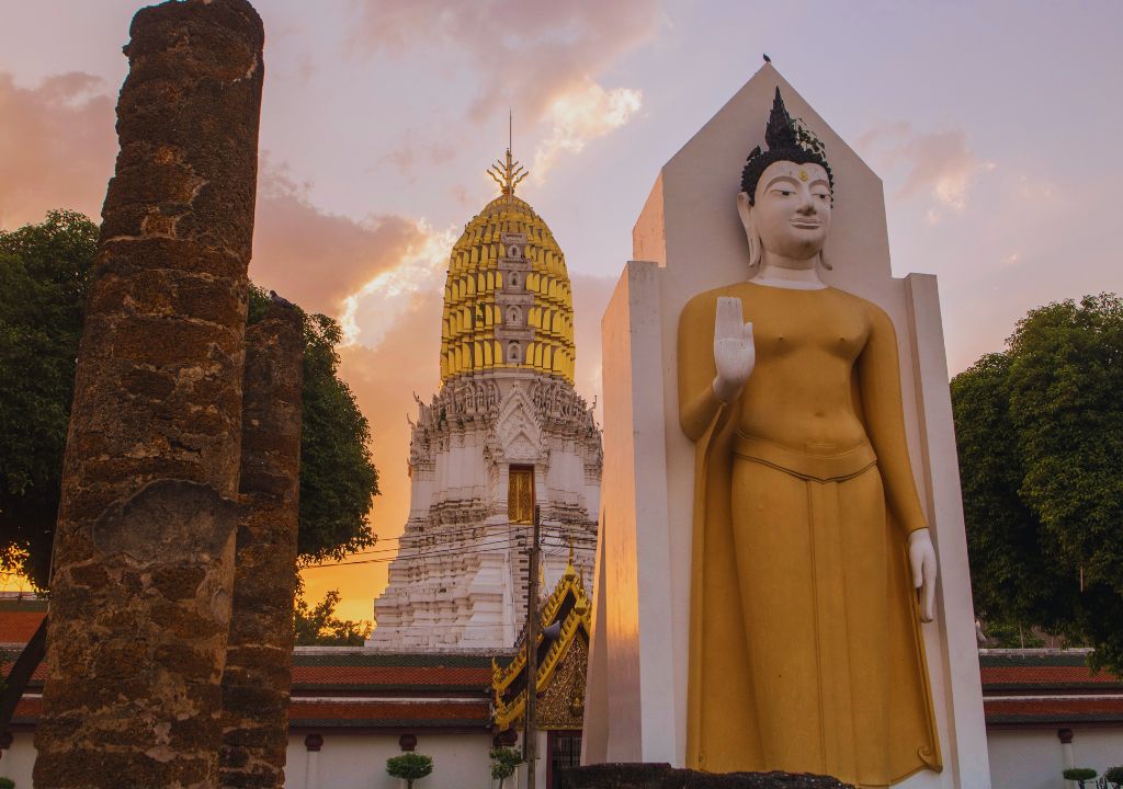 O Wat Chulamani é um dos templos mais antigos em Phitsanulok.