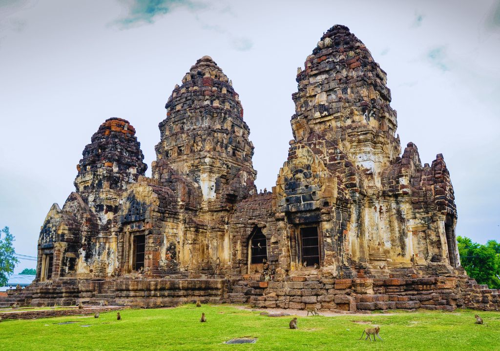 O Wat Luang, também é conhecido como o Mosteiro Real e é rodeado de mistérios