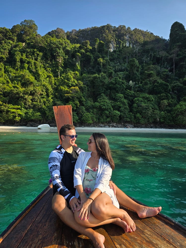 Se Joga no Roteiro pela Tailânda e faça o passeio de longtail em Koh Phi Phi