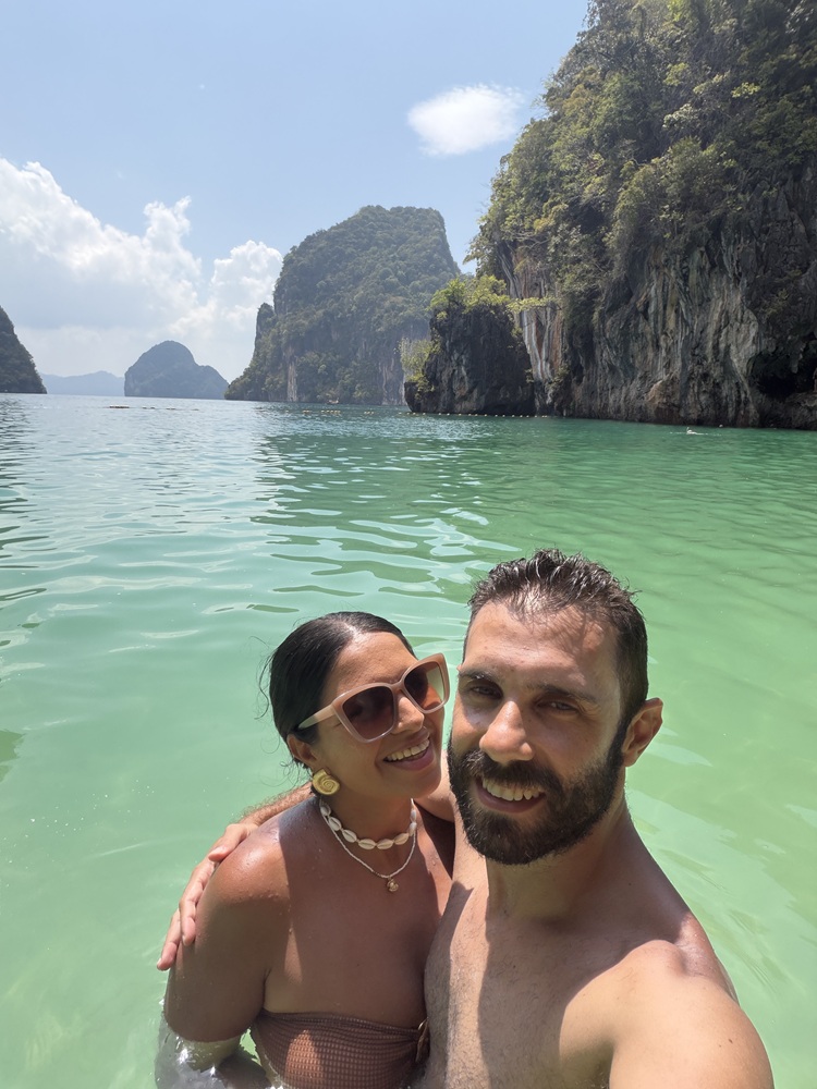 Casal do Fui Trip em Hong Islands na Tailândia
